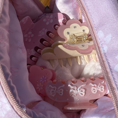 Cream Puff Clip in Pouch with other Sugar Blossom Clips