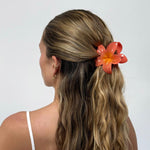 Super Bloom Clip in Peach Spritz model wearing Super Bloom Clip in Peach Spritz