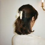 Sweetheart Clip in Chantilly Angel Food model wearing Sweetheart Clip in Chantilly Angel Food in hair