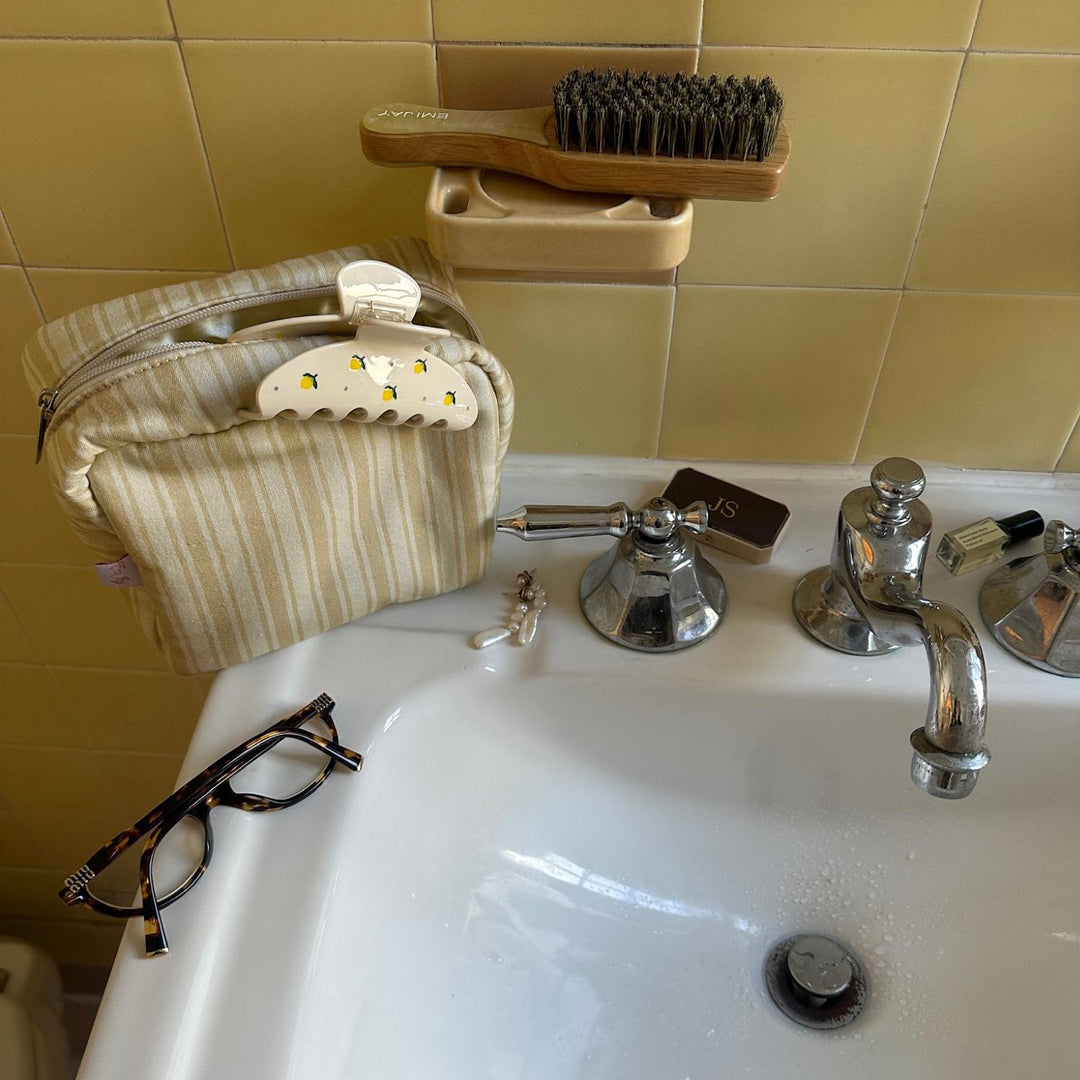 Linen Pouch in Out of Office sinkside with assorted emi jay accessories