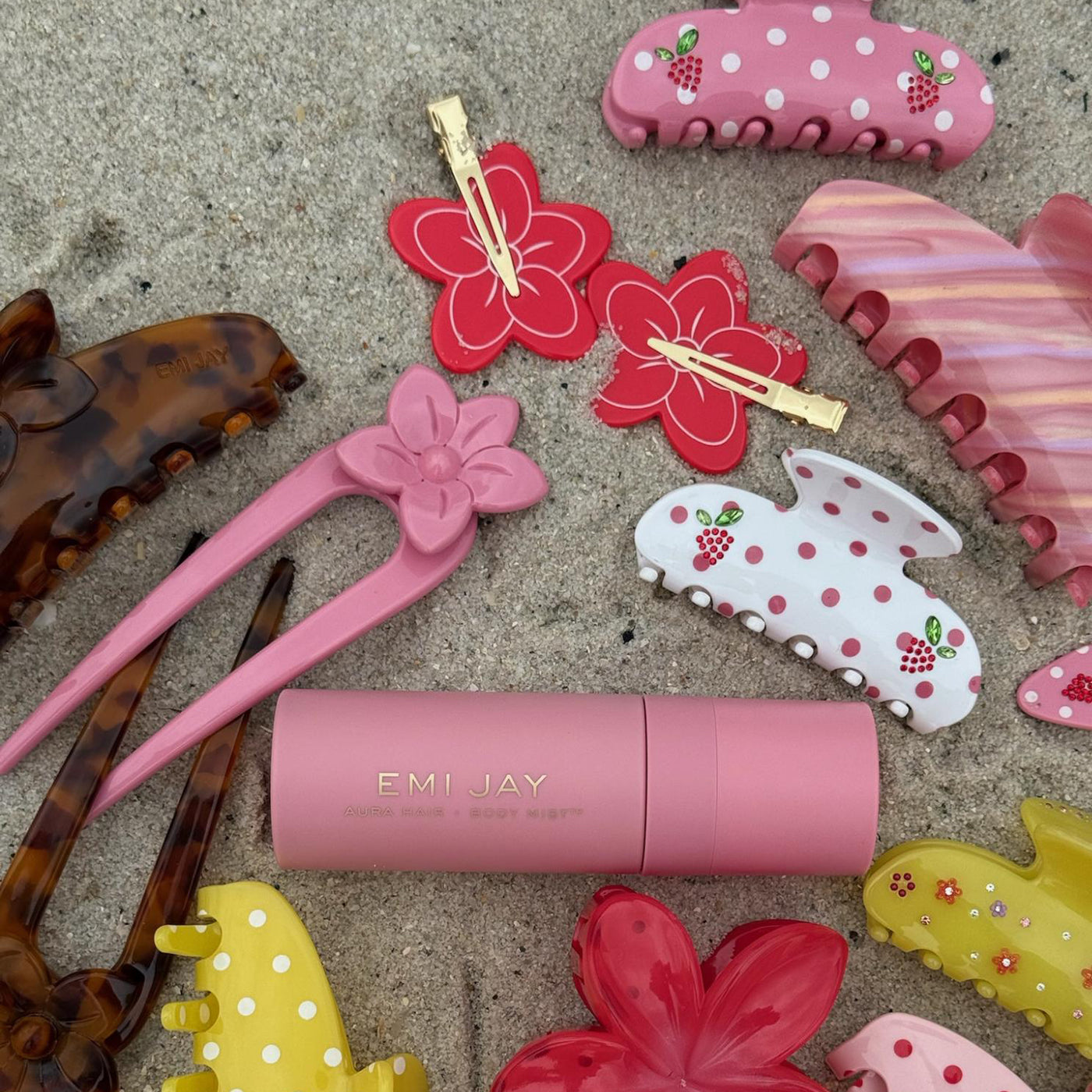 Flower Popstar Creaseless Makeup Hair Clips in Hibiscus  display picture 3