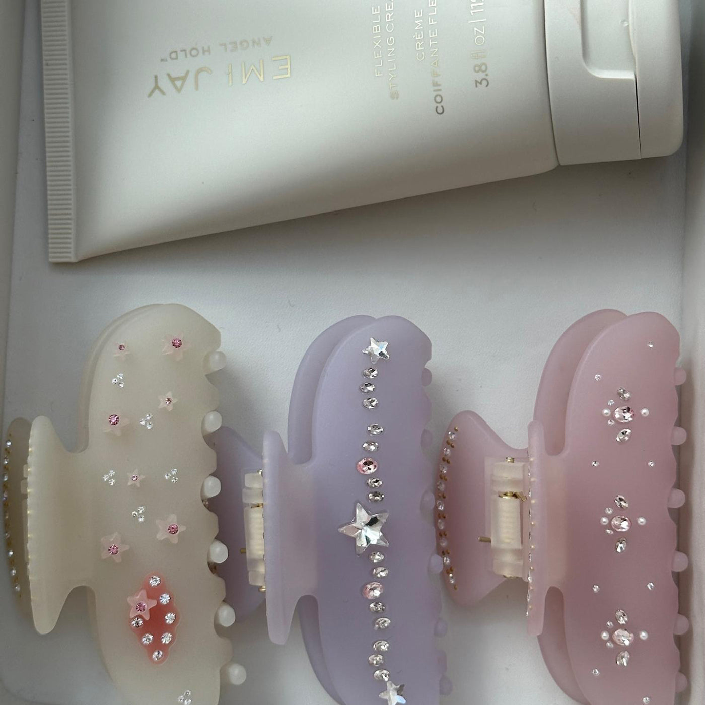 Sweetheart Hair Claw Clip in Lilac Sky ‐ Emi Jay